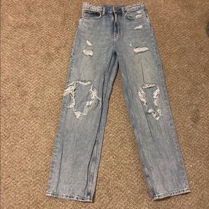 Denim ripped mom jeans